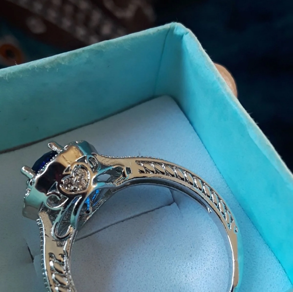 💜WEDDING/ ENGAGEMENT BLUE ROUND CUT RING SZ 9 - Picture 5 of 5